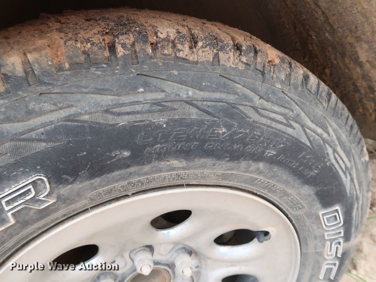 image for item DL0636 2002 Chevrolet Silverado 1500  Ext. Cab pickup truck