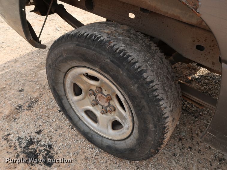 image for item DL0640 2001 Chevrolet Silverado 1500  Ext. Cab pickup truck