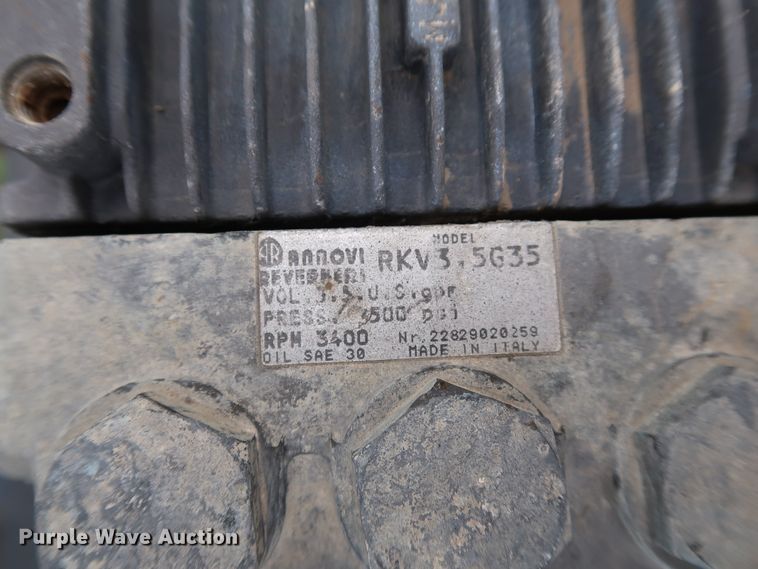 image for item DL0655 Mi-T-M Corporation 3004  pressure washer