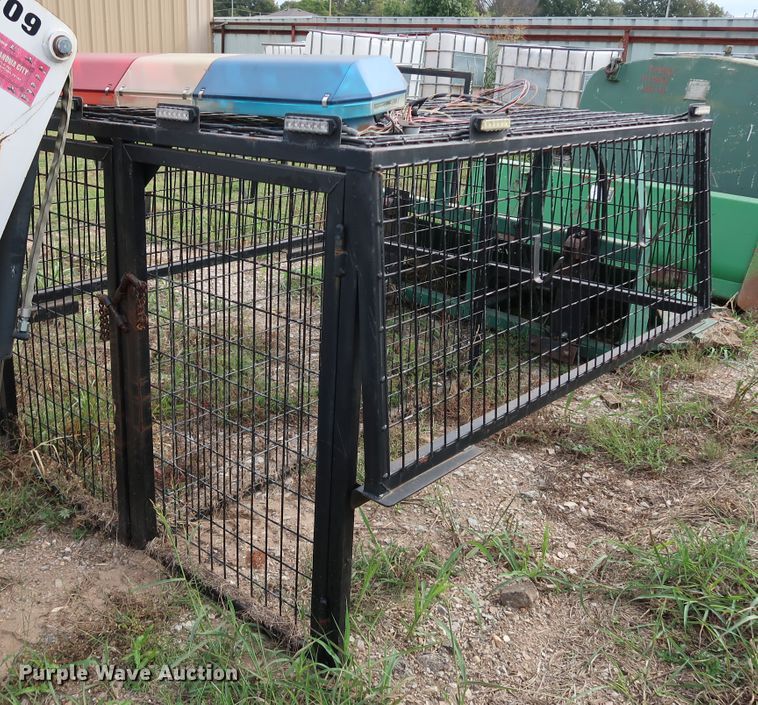 image for item DL0668 Truck bed cage