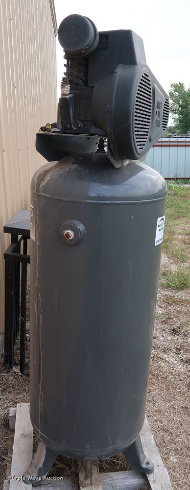 image for item DL0670 Maxus  air compressor