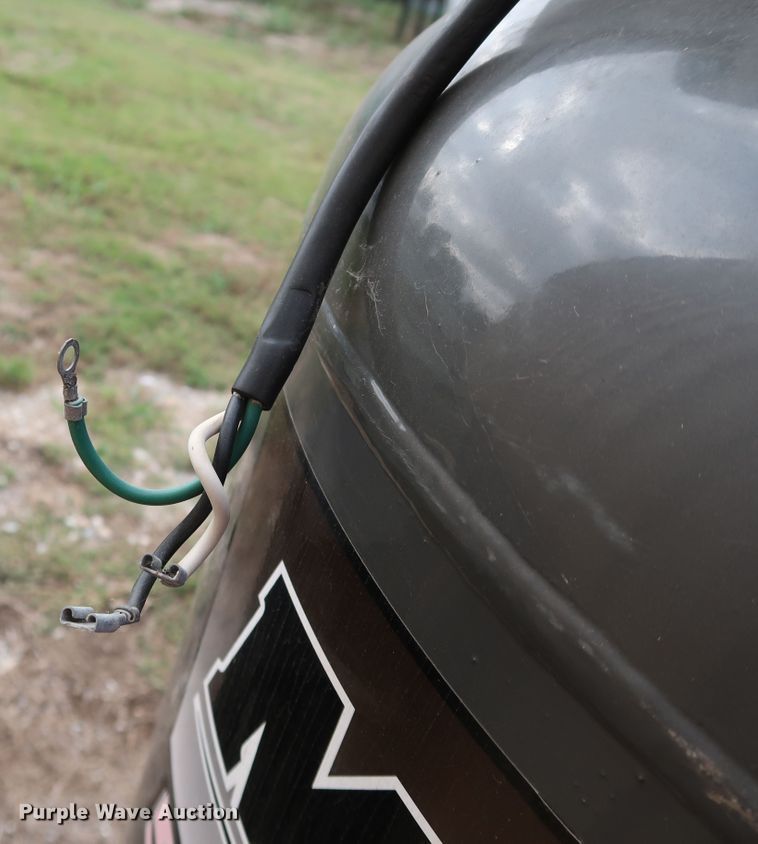 image for item DL0670 Maxus  air compressor