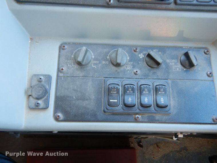 image for item DL3481 2006 Blue Bird Vision  school bus