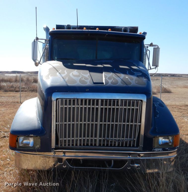 image for item DL3498 1994 International 9400  dump truck