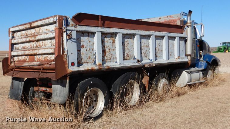 image for item DL3498 1994 International 9400  dump truck