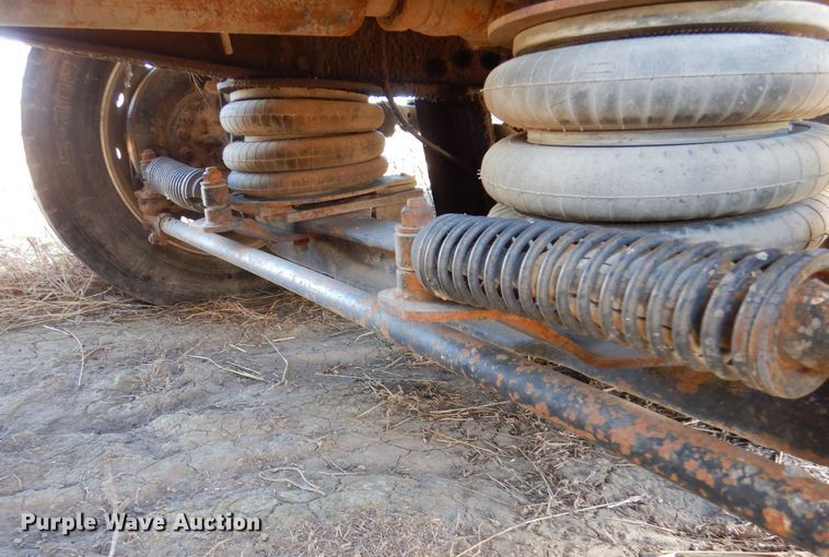 image for item DL3498 1994 International 9400  dump truck