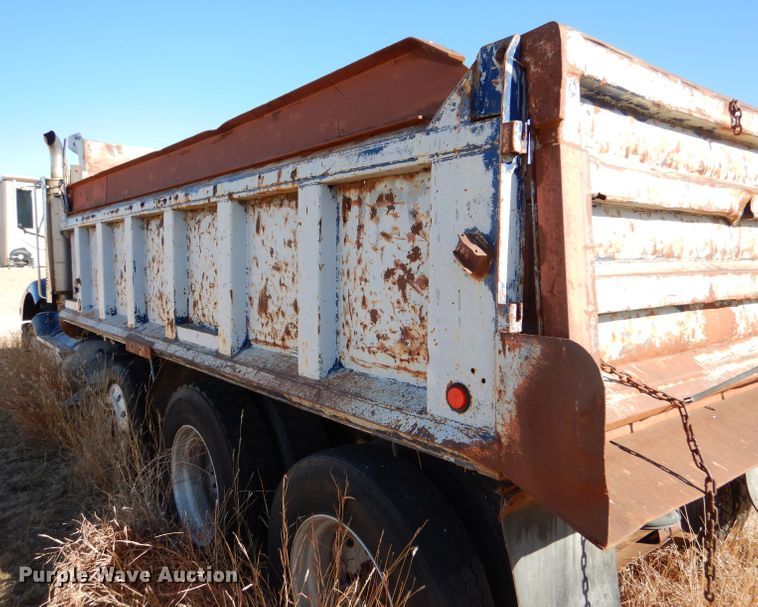 image for item DL3498 1994 International 9400  dump truck