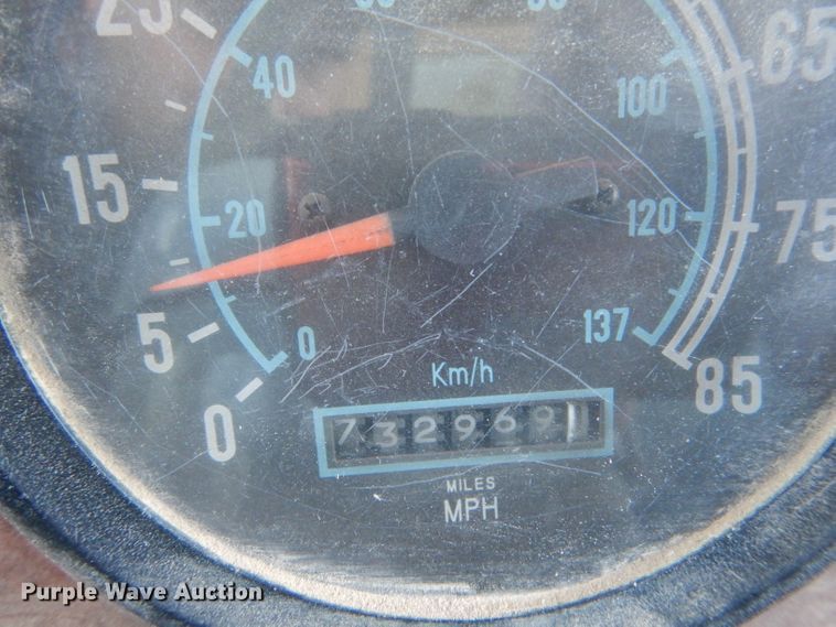 image for item DL3498 1994 International 9400  dump truck