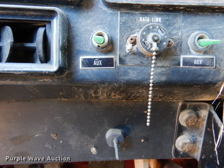 image for item DL3498 1994 International 9400  dump truck