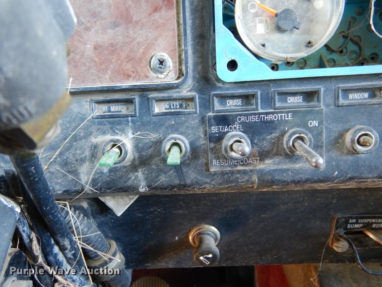 image for item DL3498 1994 International 9400  dump truck