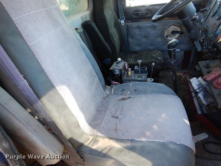 image for item DL3498 1994 International 9400  dump truck