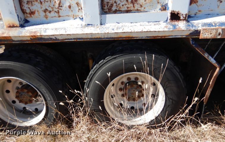 image for item DL3498 1994 International 9400  dump truck
