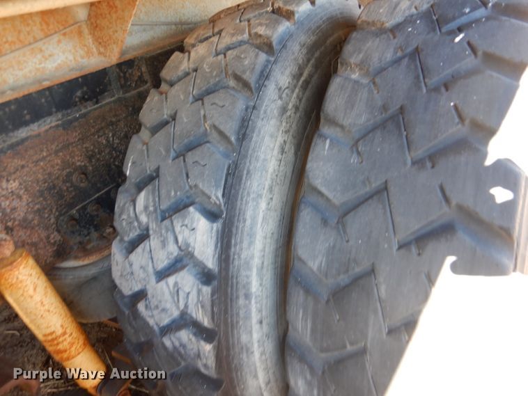 image for item DL3498 1994 International 9400  dump truck