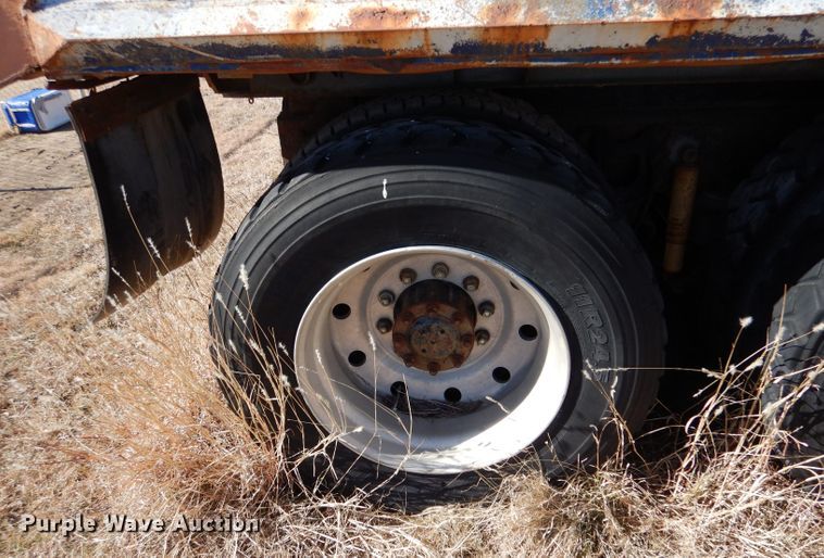 image for item DL3498 1994 International 9400  dump truck