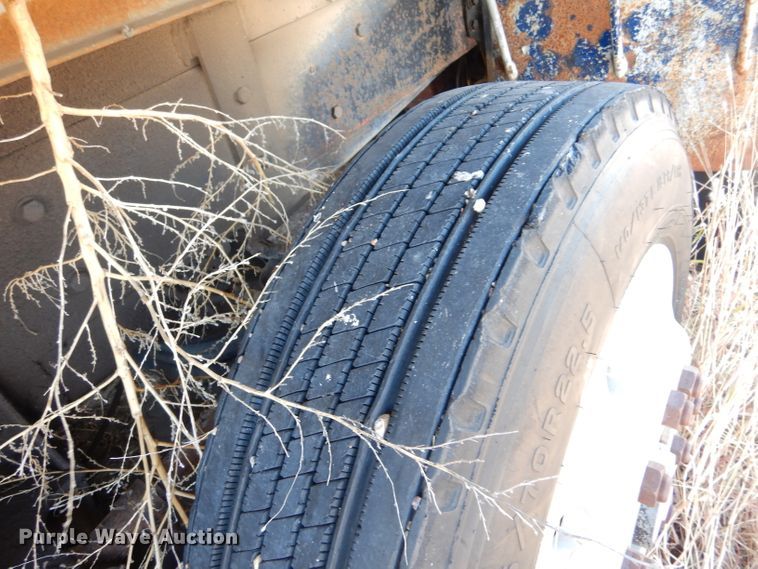 image for item DL3498 1994 International 9400  dump truck