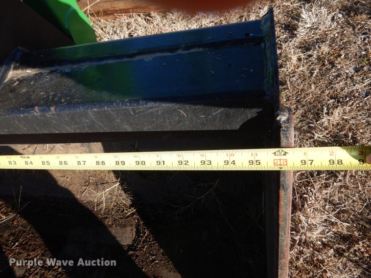 image for item DL3499 KMW 1750 loader