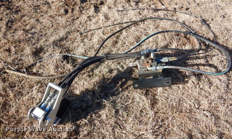 image for item DL3499 KMW 1750 loader