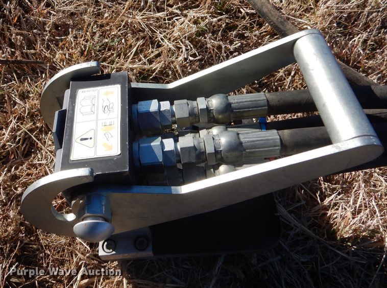 image for item DL3499 KMW 1750 loader