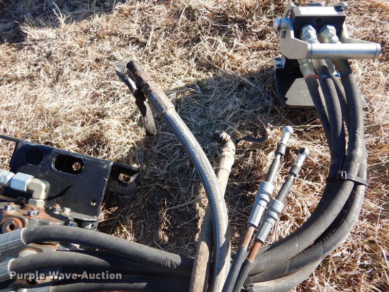 image for item DL3499 KMW 1750 loader