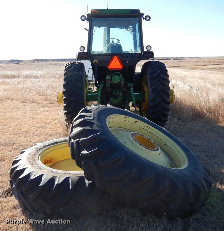 image for item DL3500 1984 John Deere 4850  MFWD tractor