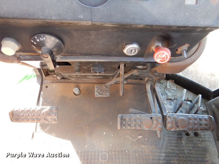 image for item DL3500 1984 John Deere 4850  MFWD tractor