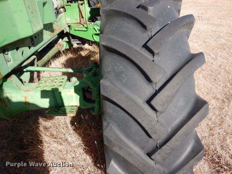 image for item DL3500 1984 John Deere 4850  MFWD tractor