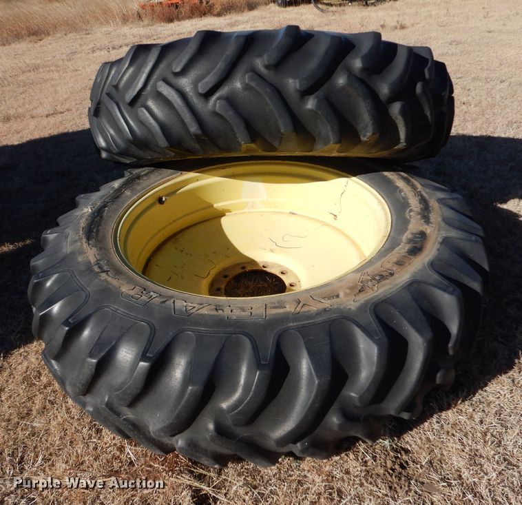 image for item DL3500 1984 John Deere 4850  MFWD tractor