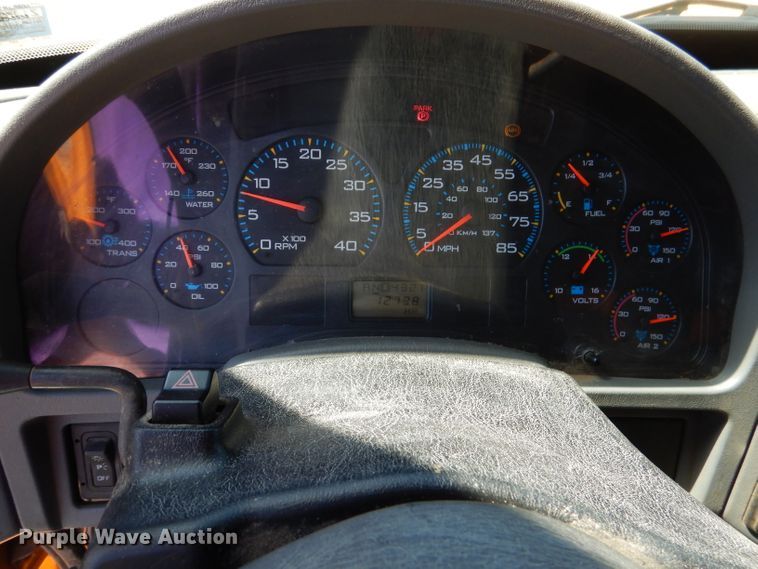 image for item DM1377 2005 International WorkStar 7400  Crew Cab dump truck