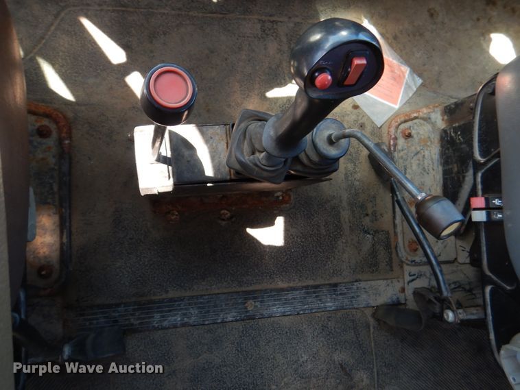 image for item DM1377 2005 International WorkStar 7400  Crew Cab dump truck