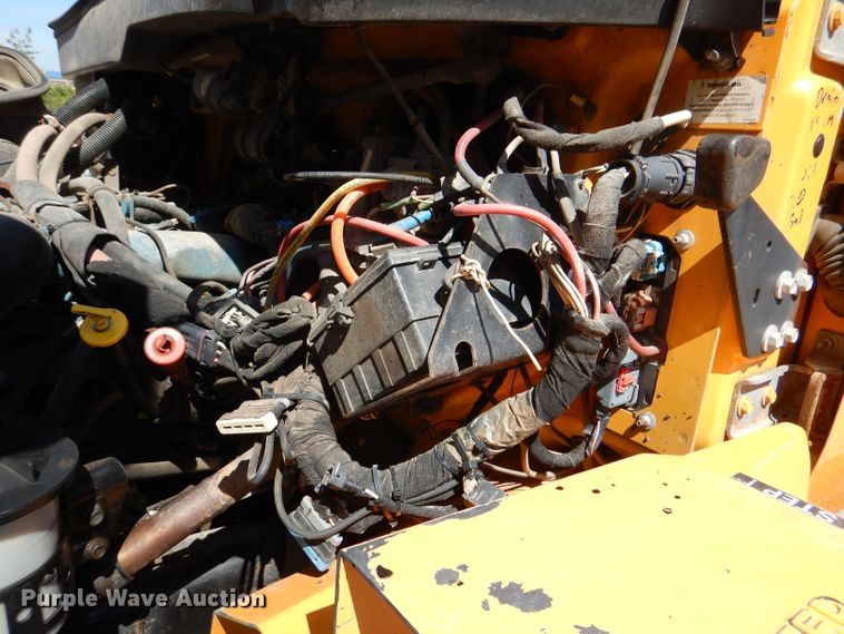 image for item DM1377 2005 International WorkStar 7400  Crew Cab dump truck