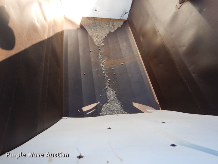 image for item DN5362 1995 Load King 2060-40-2  bottom dump trailer