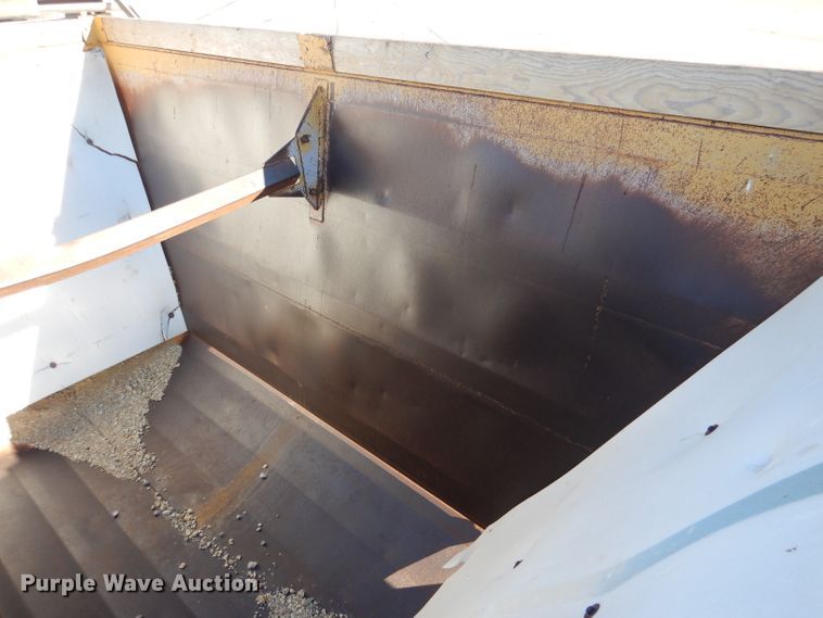 image for item DN5362 1995 Load King 2060-40-2  bottom dump trailer