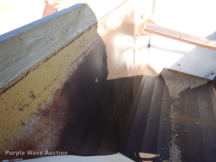 image for item DN5362 1995 Load King 2060-40-2  bottom dump trailer