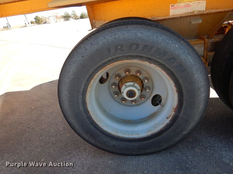 image for item DN5362 1995 Load King 2060-40-2  bottom dump trailer