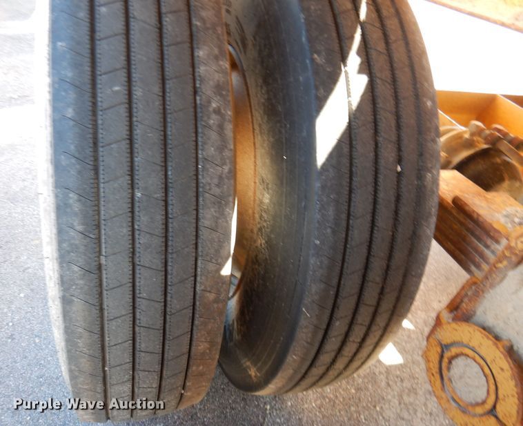 image for item DN5362 1995 Load King 2060-40-2  bottom dump trailer