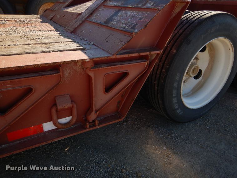image for item DN5363 2009 Trail King TK110FG513  lowboy equipment trailer