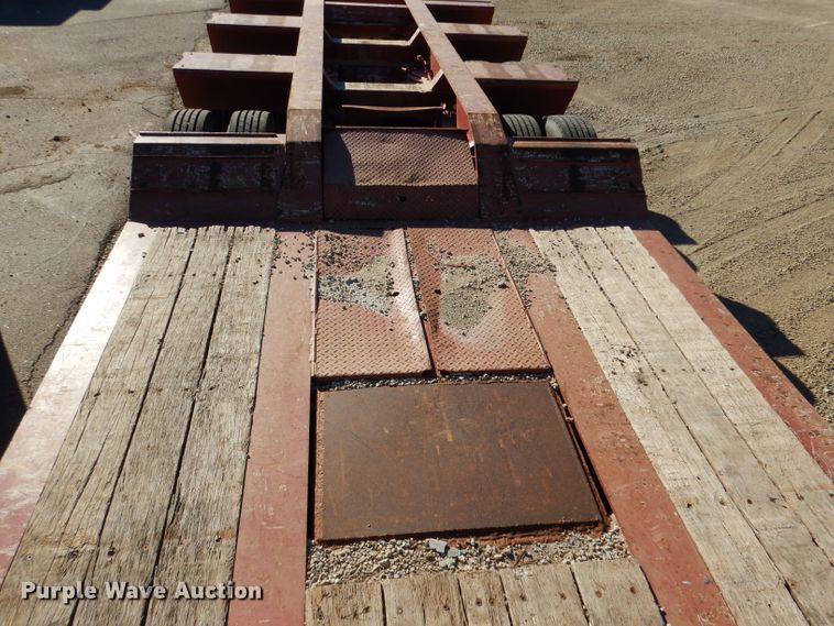 image for item DN5363 2009 Trail King TK110FG513  lowboy equipment trailer