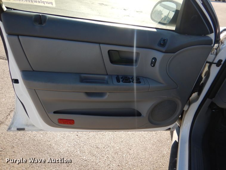 image for item DN5365 2005 Ford Taurus SE