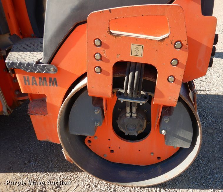 image for item DN5367 2008 Hamm HD14VV  double drum roller