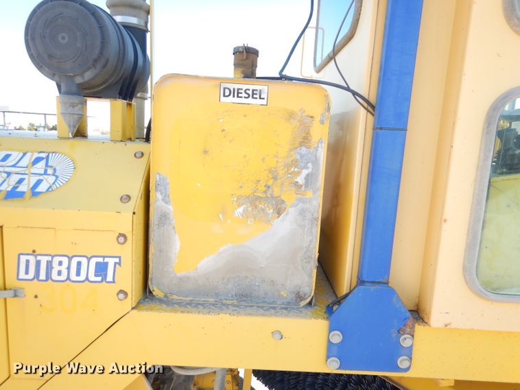 image for item DN5370 2008 Superior DT80C  broom