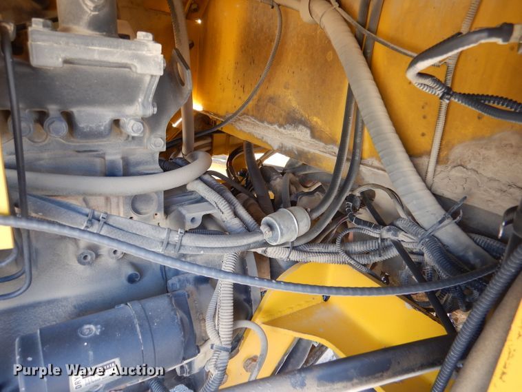 image for item DN5370 2008 Superior DT80C  broom