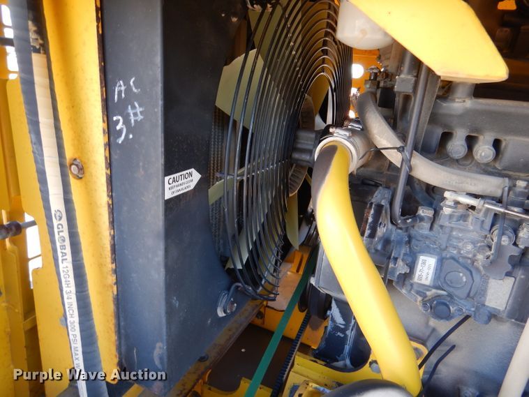 image for item DN5370 2008 Superior DT80C  broom