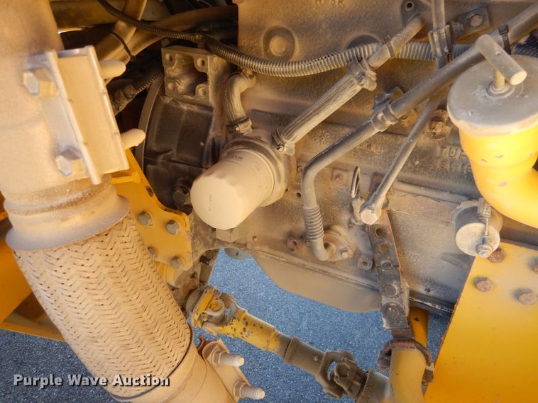 image for item DN5370 2008 Superior DT80C  broom