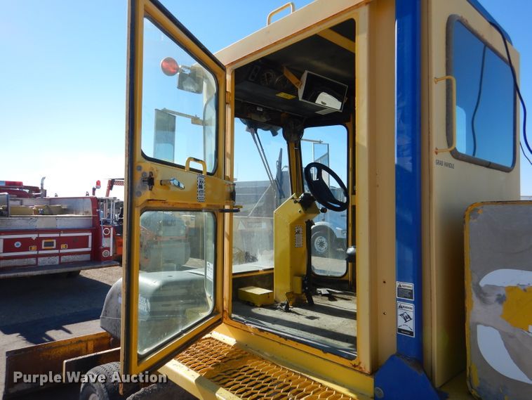 image for item DN5370 2008 Superior DT80C  broom