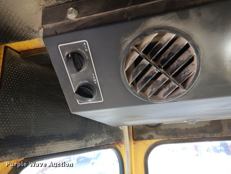 image for item DN5370 2008 Superior DT80C  broom