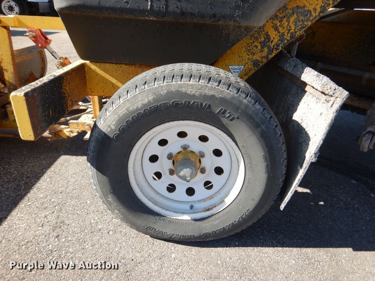 image for item DN5370 2008 Superior DT80C  broom