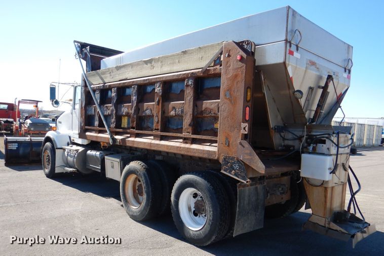 image for item DN5371 2010 Kenworth T800  dump truck