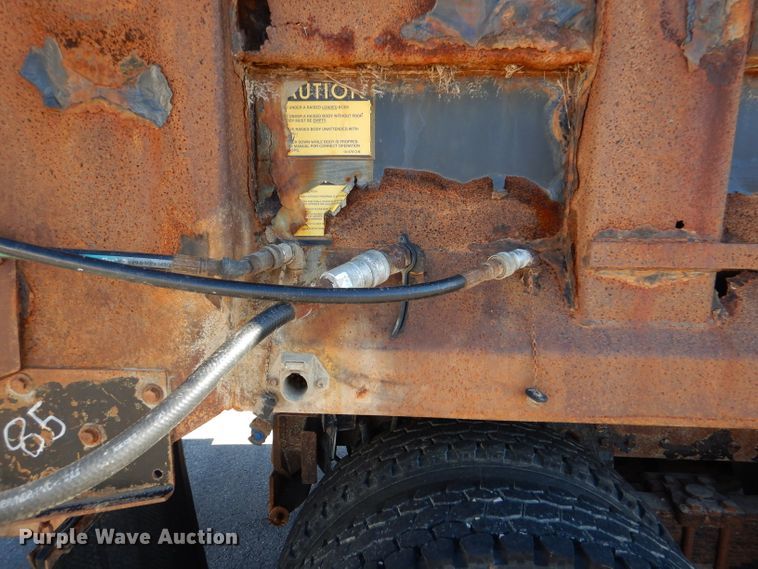 image for item DN5371 2010 Kenworth T800  dump truck