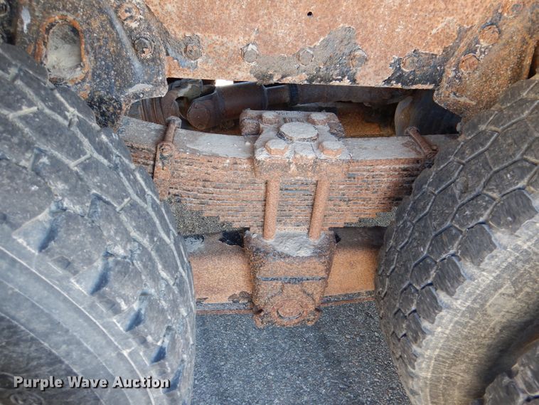 image for item DN5371 2010 Kenworth T800  dump truck