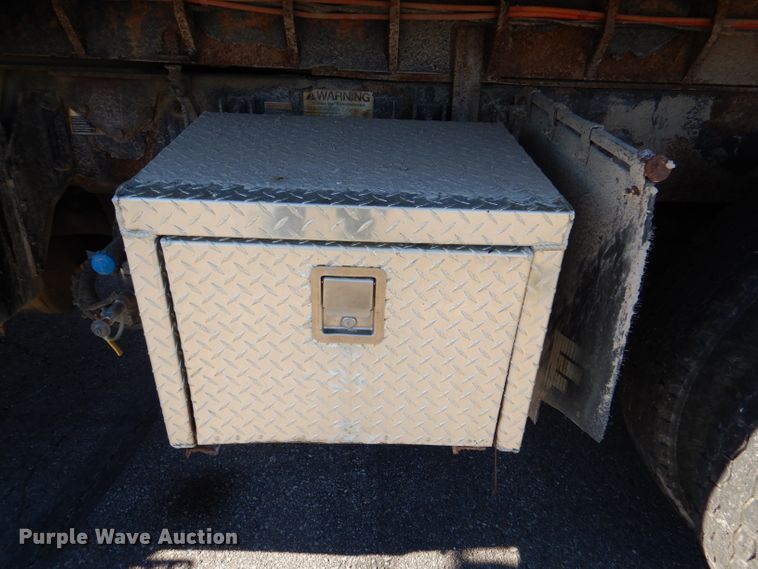 image for item DN5371 2010 Kenworth T800  dump truck